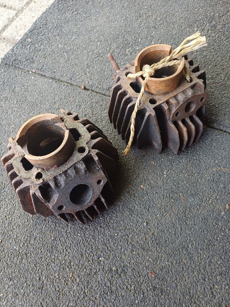 2 Tomos a35 tum209 cilinders, Fietsen en Brommers, Brommers | Tomos, Ophalen of Verzenden, Gebruikt, 49 cc, Standard