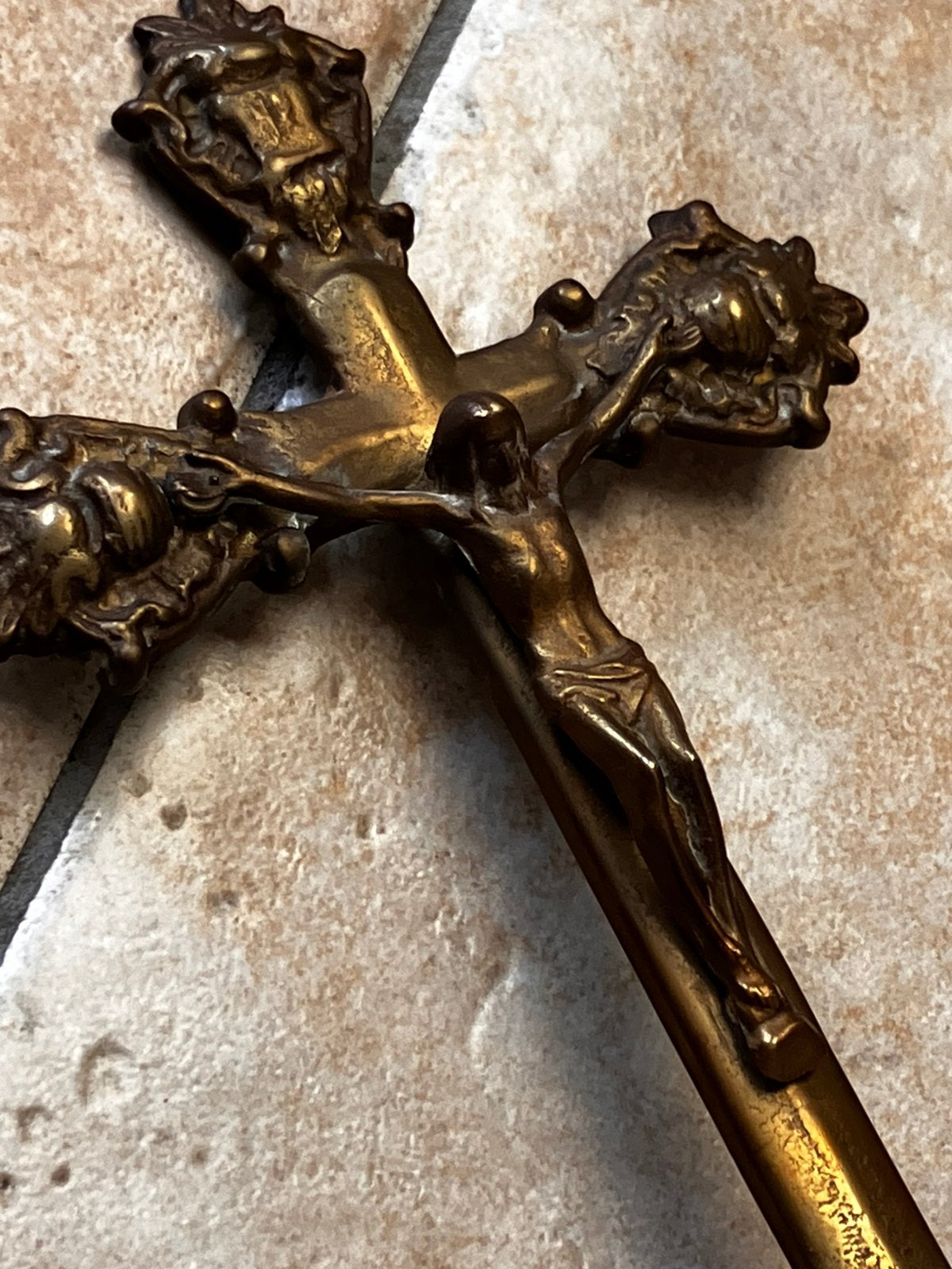 Antiek Art Nouveau kruisbeeld, Verzamelen, Ophalen of Verzenden, Gebruikt