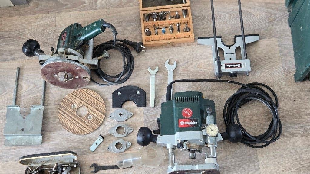 freesmachine 2 maal, Doe-het-zelf en Verbouw, Gereedschap | Freesmachines, Ophalen, Gebruikt, Bovenfrees, Metabo