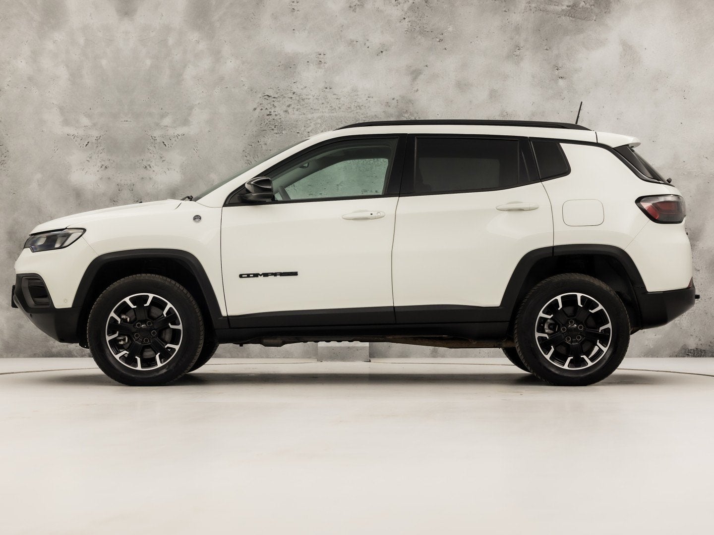 Jeep Compass 4xe 240 Plug-in Hybrid Electric Trailhawk 240Pk, 12 maanden, 4 cilinders, Leder en Stof, Wit