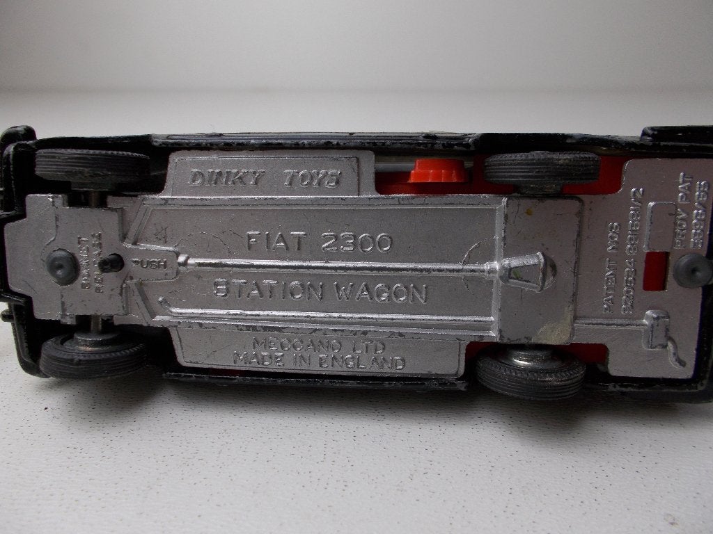 1968 Dinky Toys 281 FIAT "PATHE NEWS" CAMERA CAR Igst! (-C-), Ophalen of Verzenden, Zo goed als nieuw, Auto, Dinky Toys