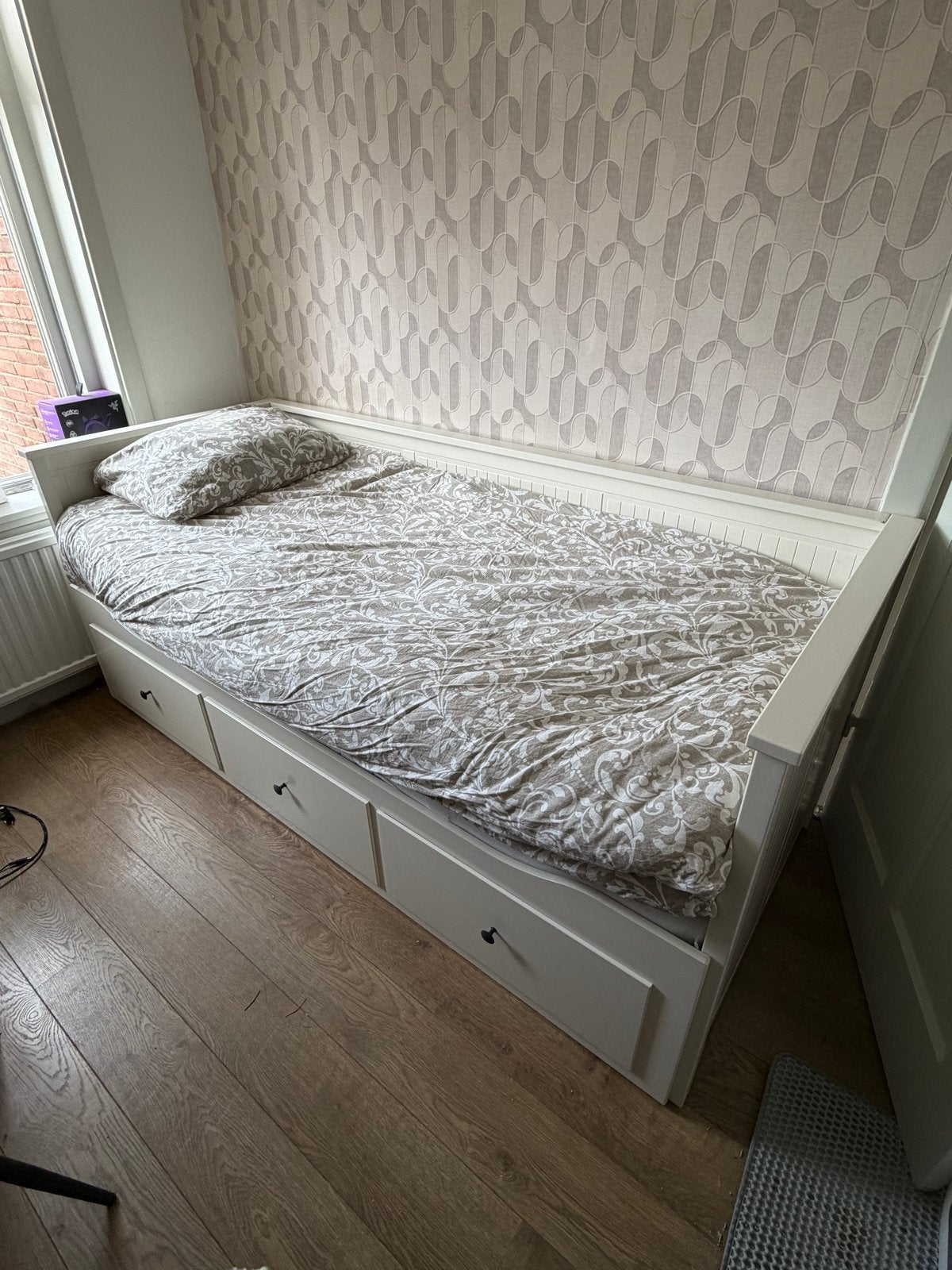 Ikea hemnes uitschuifbed wit, Huis en Inrichting, Gebruikt, 90 cm, Eenpersoons, Wit