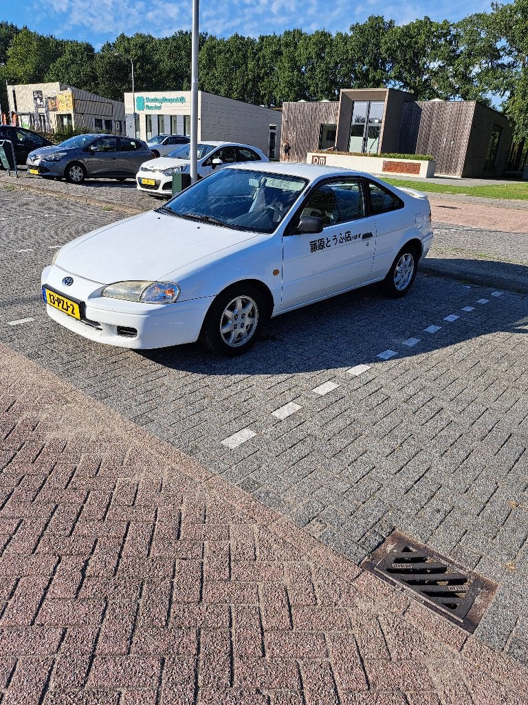 Toyota Paseo 1.5 I 1997 Wit, Voorwielaandrijving, 31 €/maand, 4 cilinders, 4 stoelen