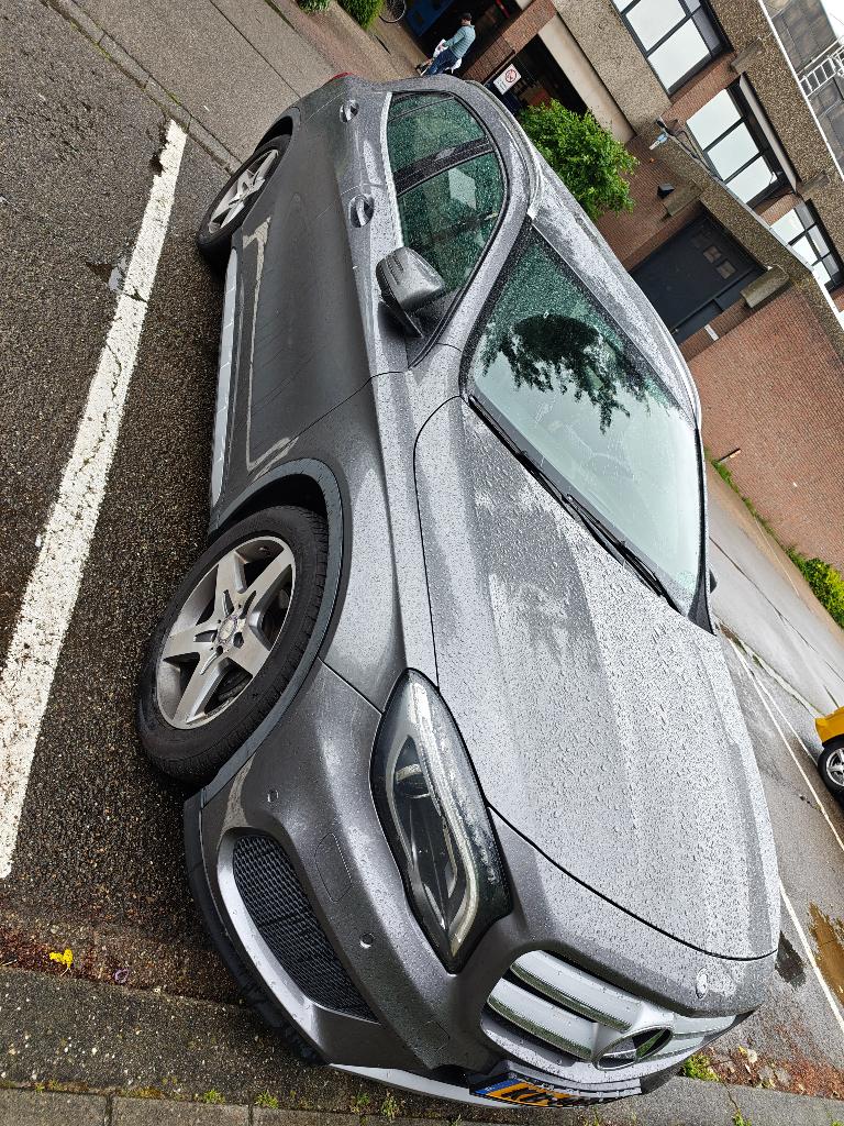 Mercedes-Benz GLA Gla180 1.6 90KW 2015 Grijs, Auto's, Voorwielaandrijving, Stof, 4 cilinders, 122 pk