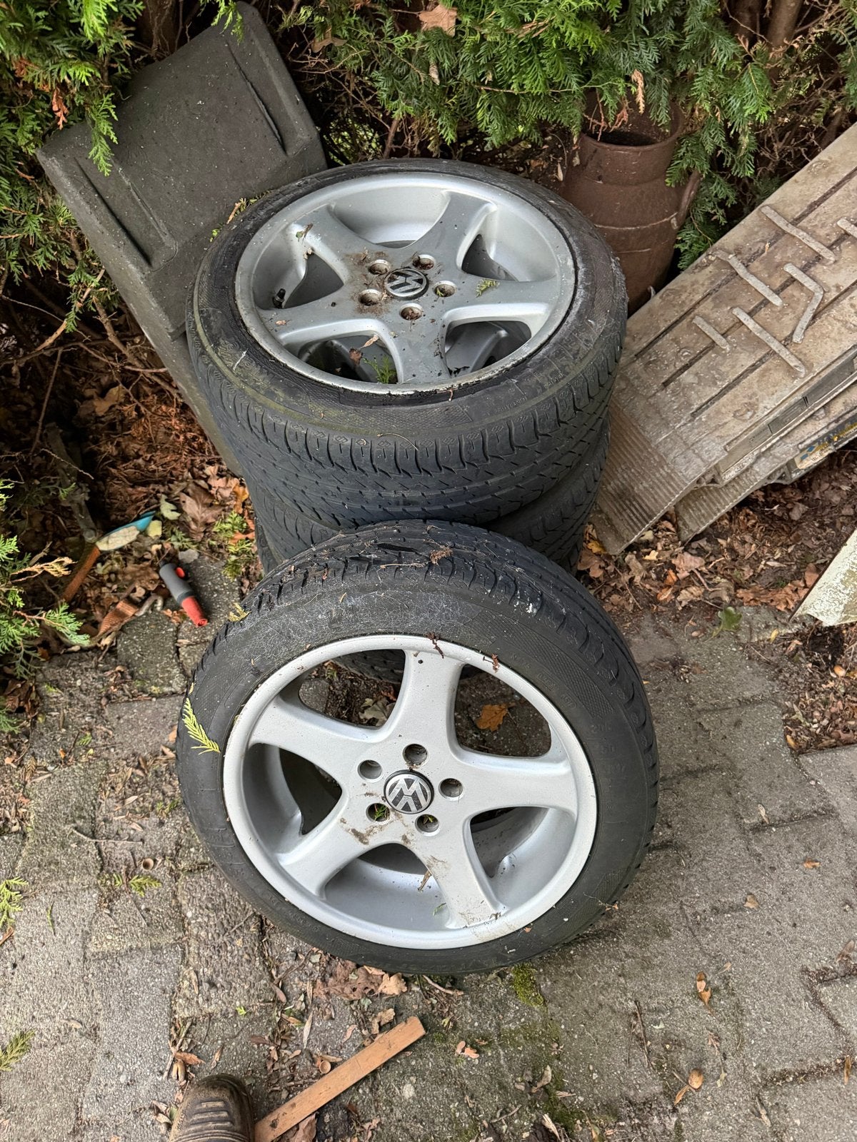 Volkswagen velgen 205/50 R17 - nog netjes, Ophalen, Gebruikt, Banden en Velgen, 17 inch