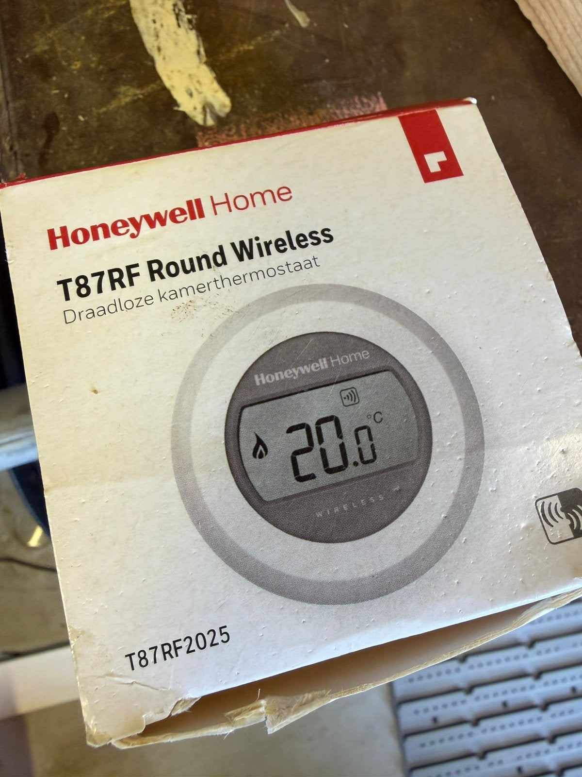 Honeywell home T87RF round wireless draadloze thermostaat, Doe-het-zelf en Verbouw, Ophalen of Verzenden, Zo goed als nieuw