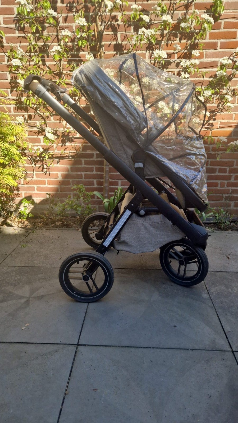 dubatti one kinderwagen, Ophalen, Gebruikt, Voetenzak