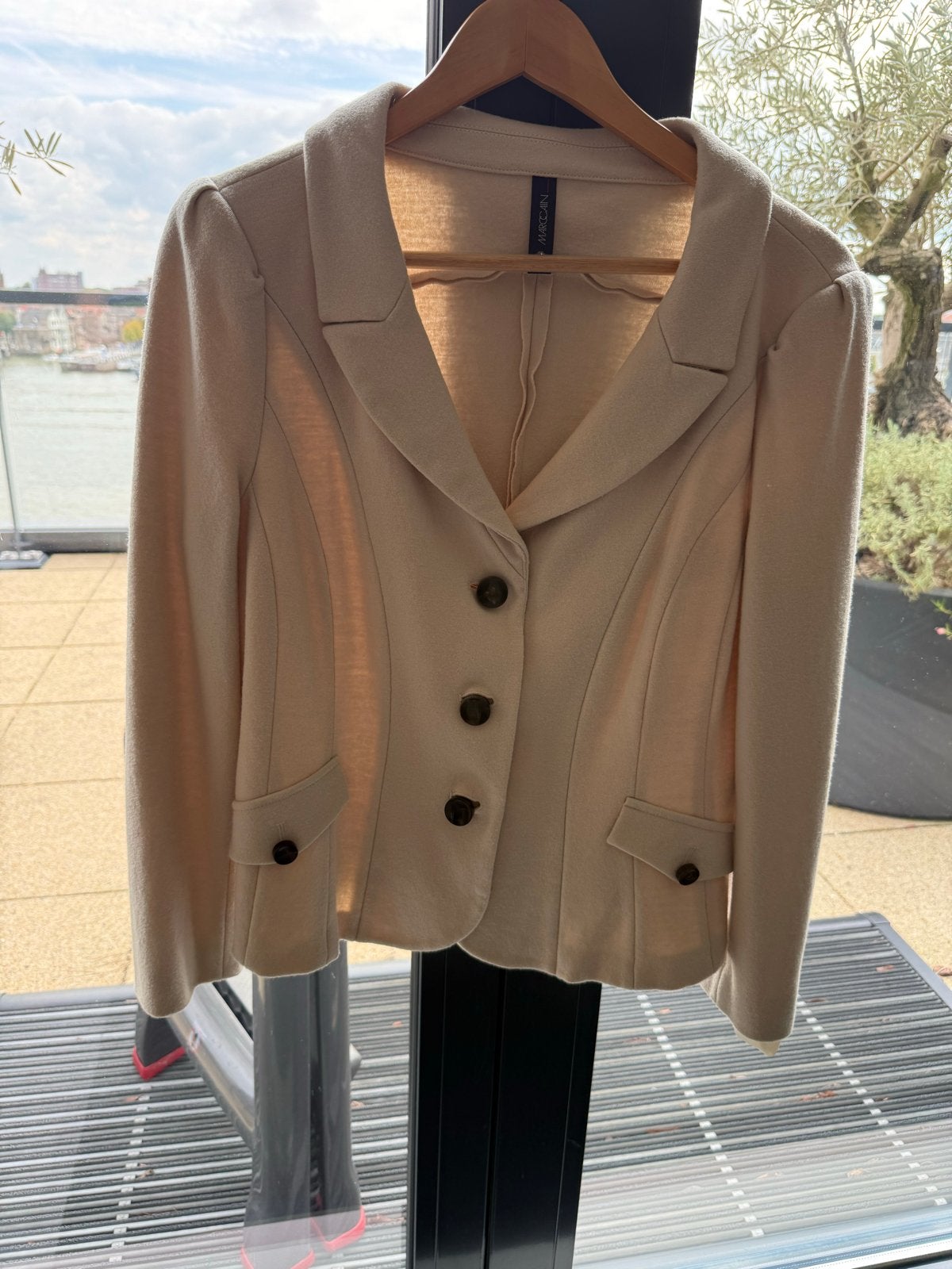 Marccain Blazer - Elegante Crèmekleurige Jasje, Kleding | Dames, Beige, Maat 42/44 (L), Ophalen of Verzenden, Zo goed als nieuw