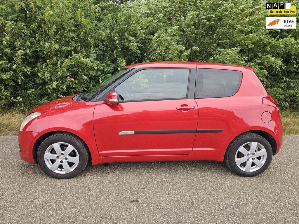 Suzuki Swift 1.3 Limited, Auto's, Suzuki, Gebruikt, 31 €/maand, 400 kg, Alcantara