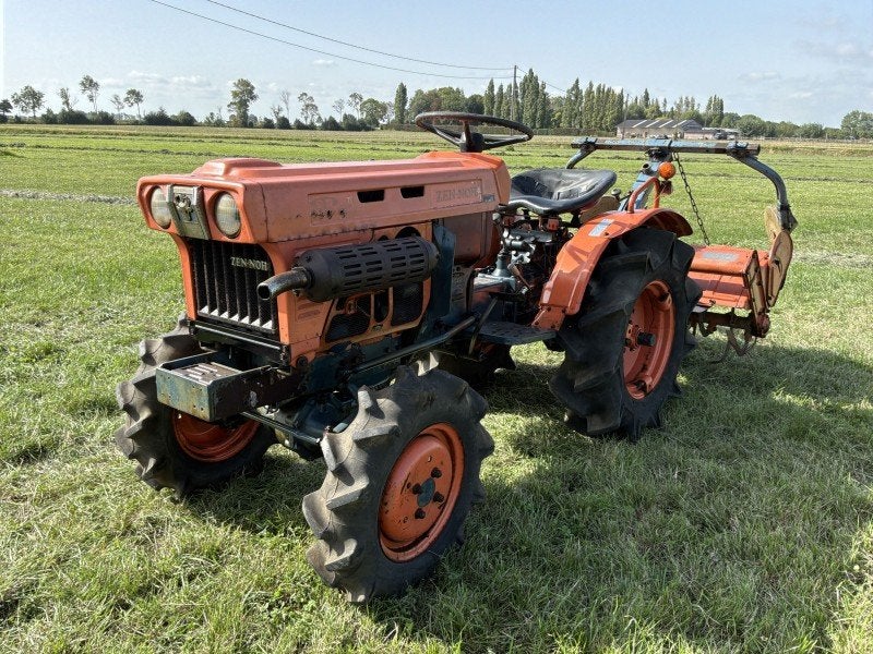 Zen-Noh B7001 oldtimer vierwielaangedreven minitractor met g, Overige merken