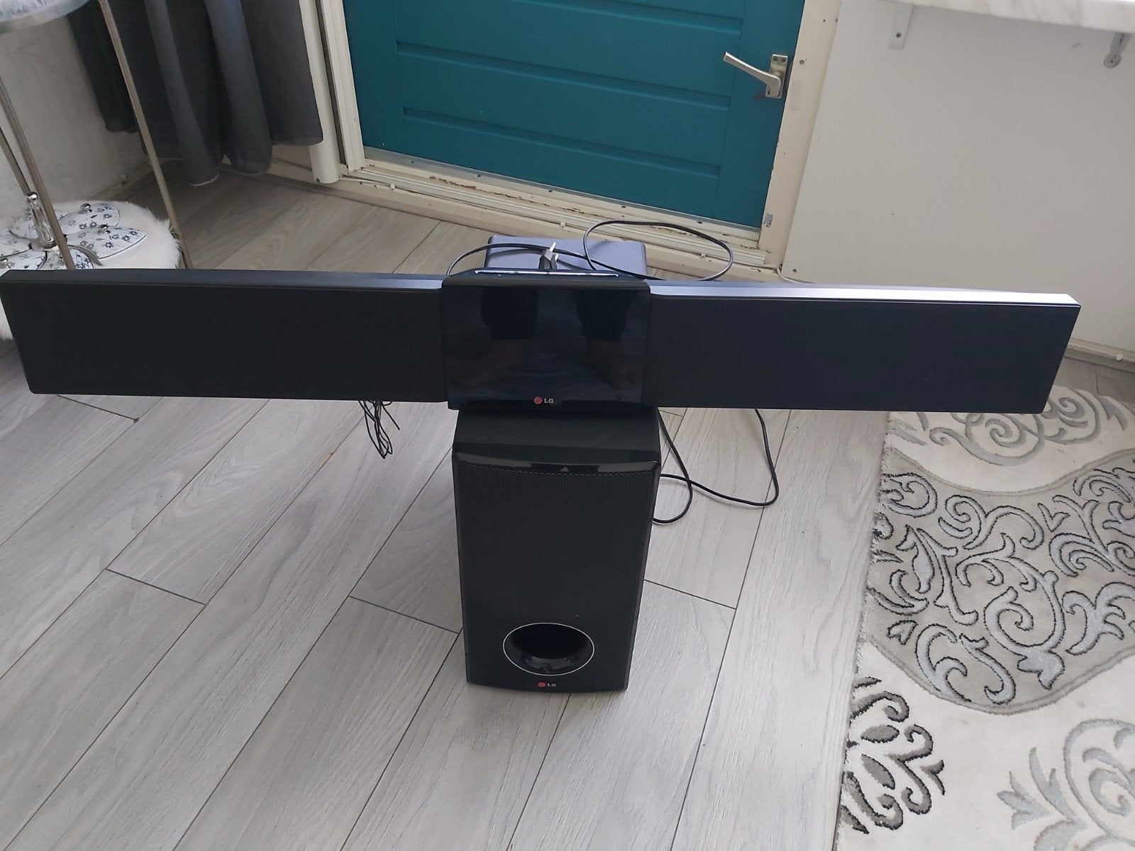 LG Soundbar met subwoofer - defect, Ophalen of Verzenden