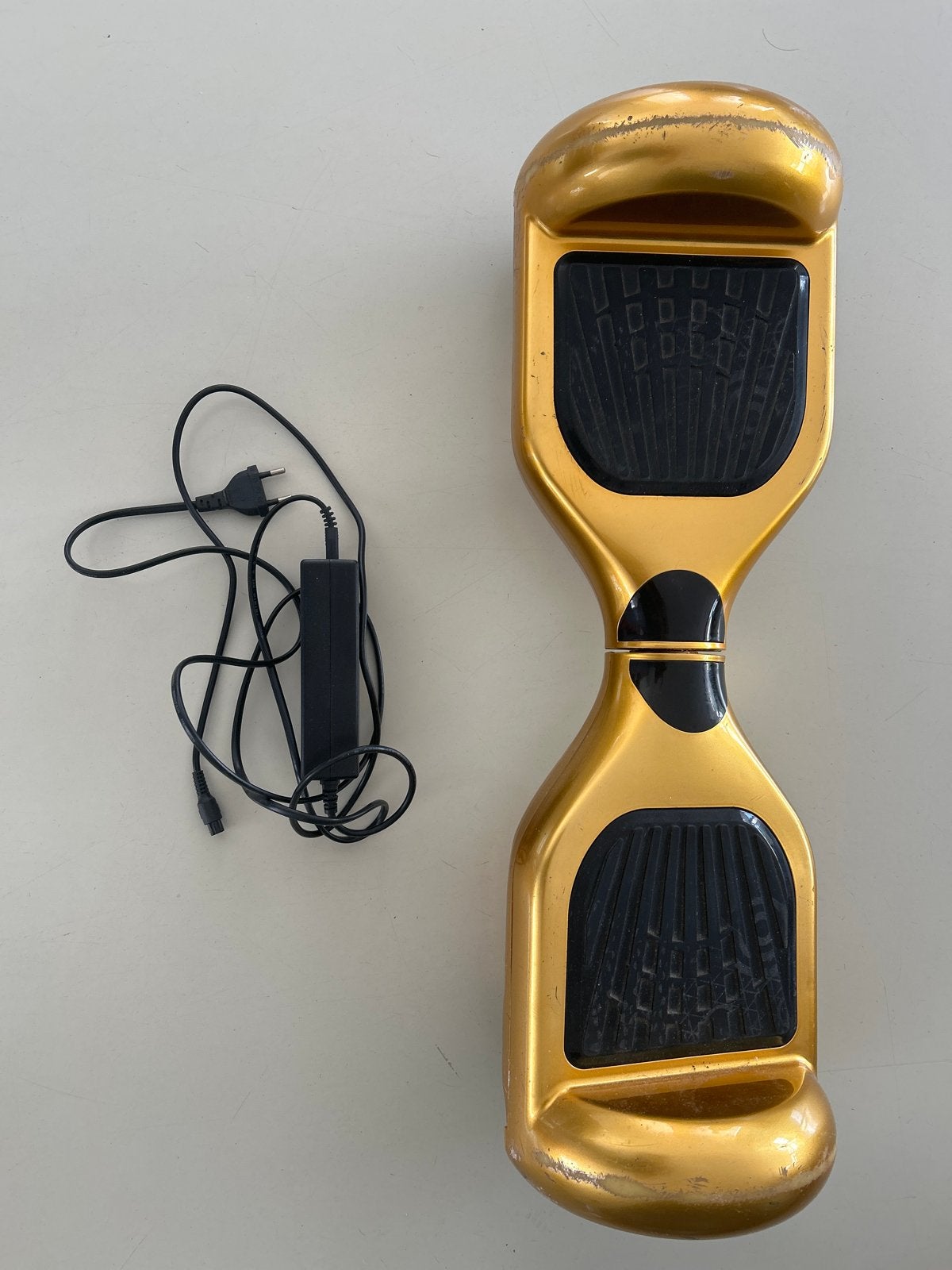 Gouden Hoverboard met Oplader - Gebruikt, Ophalen of Verzenden, Gebruikt, Elektrische step (E-scooter)