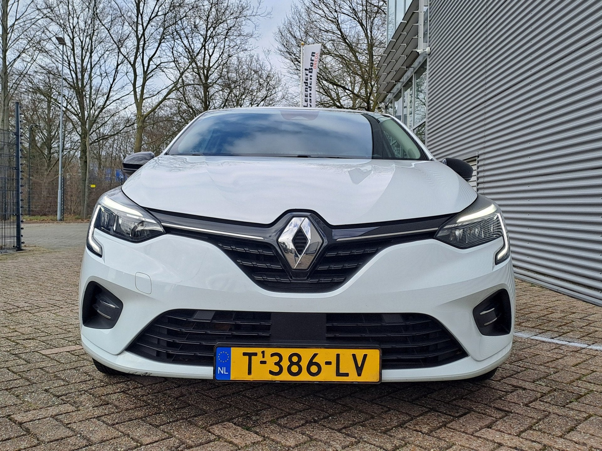 Renault Clio 1.6 E-Tech Full Hybrid 145 evolution AUTOMAAT |, Auto's, 12 maanden, Gebruikt, Euro 6, 4 cilinders