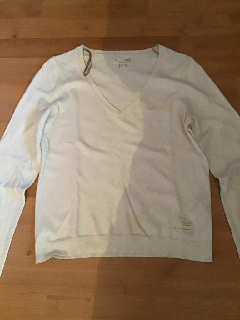 Odd Molly V-hals trui mt S - Zacht en stijlvol, Ophalen of Verzenden, Gedragen, Maat 36 (S), Beige