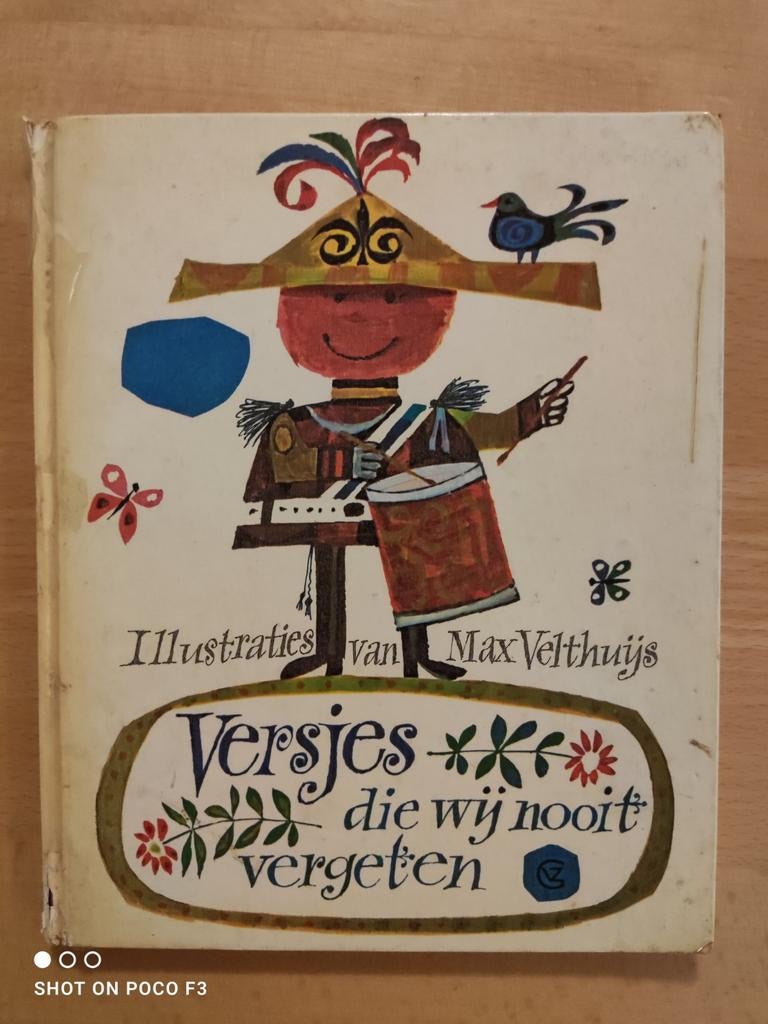 Kinderboek - Versjes die wij nooit vergeten (Vintage), Ophalen of Verzenden, Gelezen, Max Velthuijs, Fictie algemeen