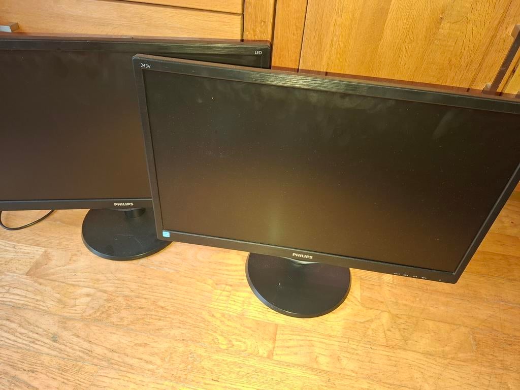 Philips 24 inch Full HD LED monitoren (2 stuks) 243V, Computers en Software, Monitoren, Zo goed als nieuw, 60 Hz of minder, DVI
