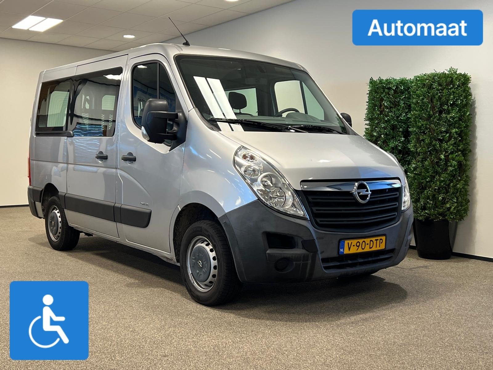 Opel Movano L1H1 Rolstoelbus Automaat, Auto's, Automaat, Gebruikt, 4 cilinders, Parkeersensor
