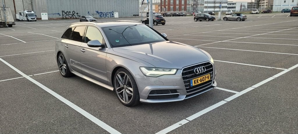 Audi A6 2.0 Tfsi 185KW Avant Quattro AUT 2016 Grijs, Auto's, Automaat, Euro 5, Zwart, 4 cilinders
