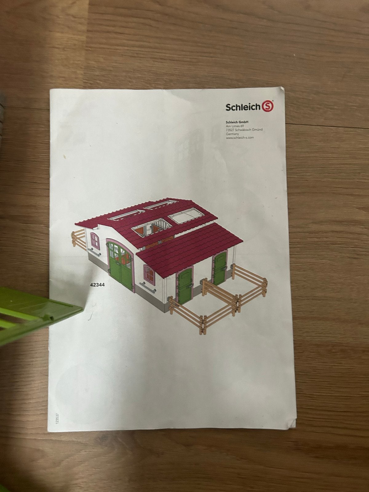 Schleich Paardenstal met accessoires en paarden, Ophalen of Verzenden, Zo goed als nieuw, Jongen of Meisje
