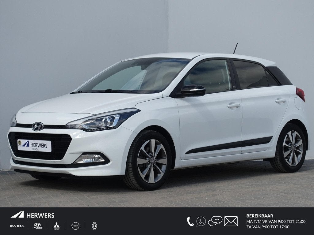 Hyundai i20 1.0 T-GDI Essence / Trehkaak / Navigatie / Apple, Auto's, Hyundai, Voorwielaandrijving, Euro 6, Wit, Handgeschakeld