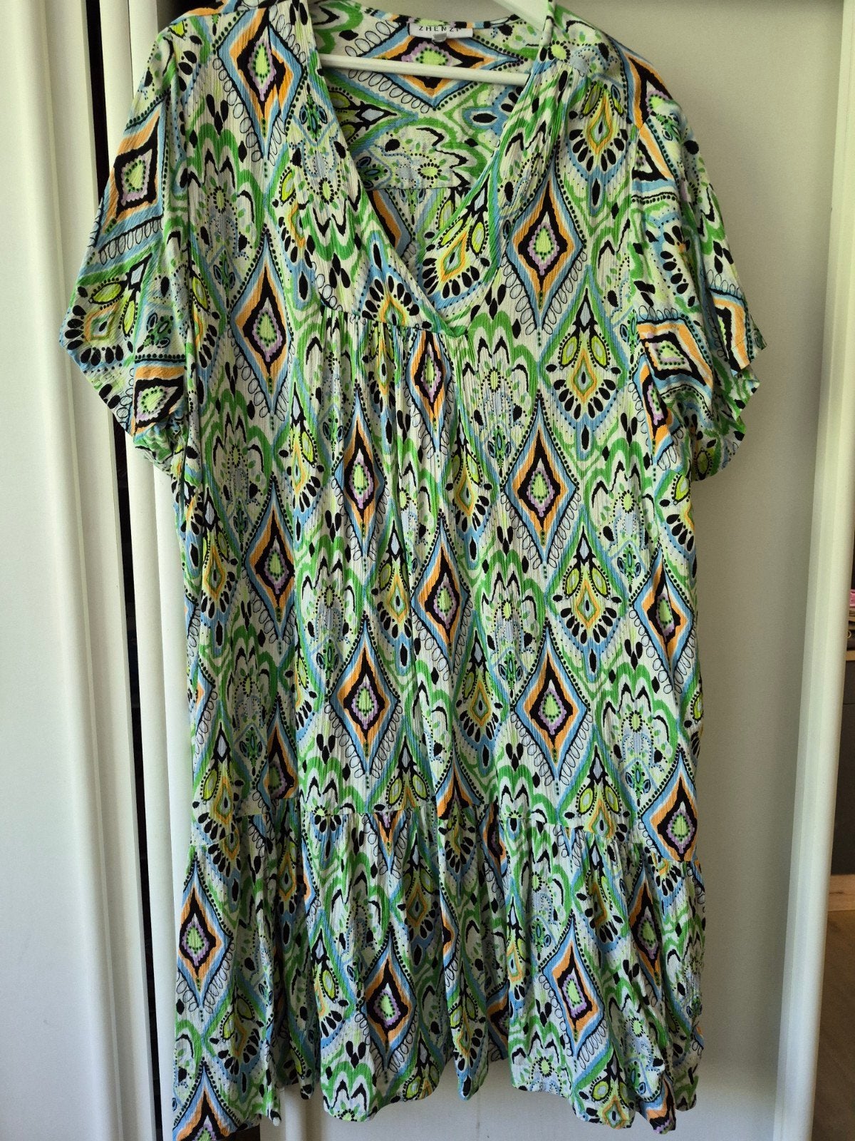 zhenzi jurk xl-xxl zwierige dress groen met diverse kleuren, Kleding | Dames, Grote Maten, Zhenzi, Jurk, Ophalen of Verzenden