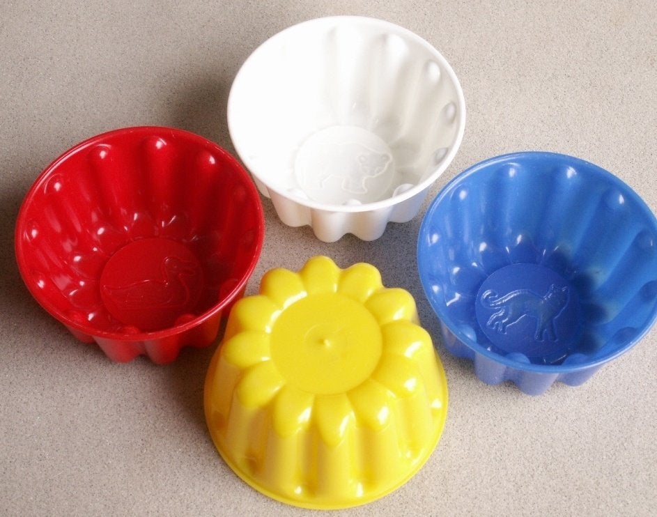 4 oude kleine puddingvormen met diermotief, Ophalen of Verzenden