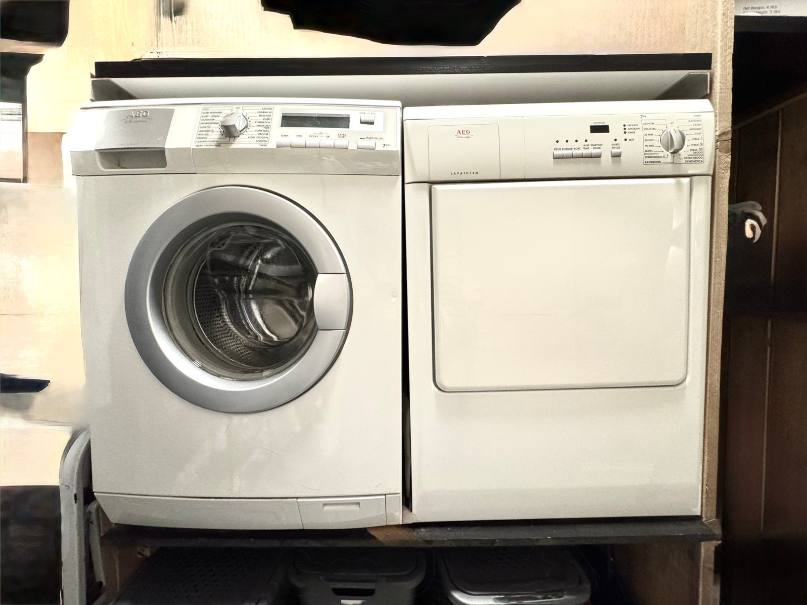 AEG wasmachine en droger, Witgoed en Apparatuur, Wasmachines, Zo goed als nieuw, 6 tot 8 kg, 85 tot 90 cm, 1200 tot 1600 toeren