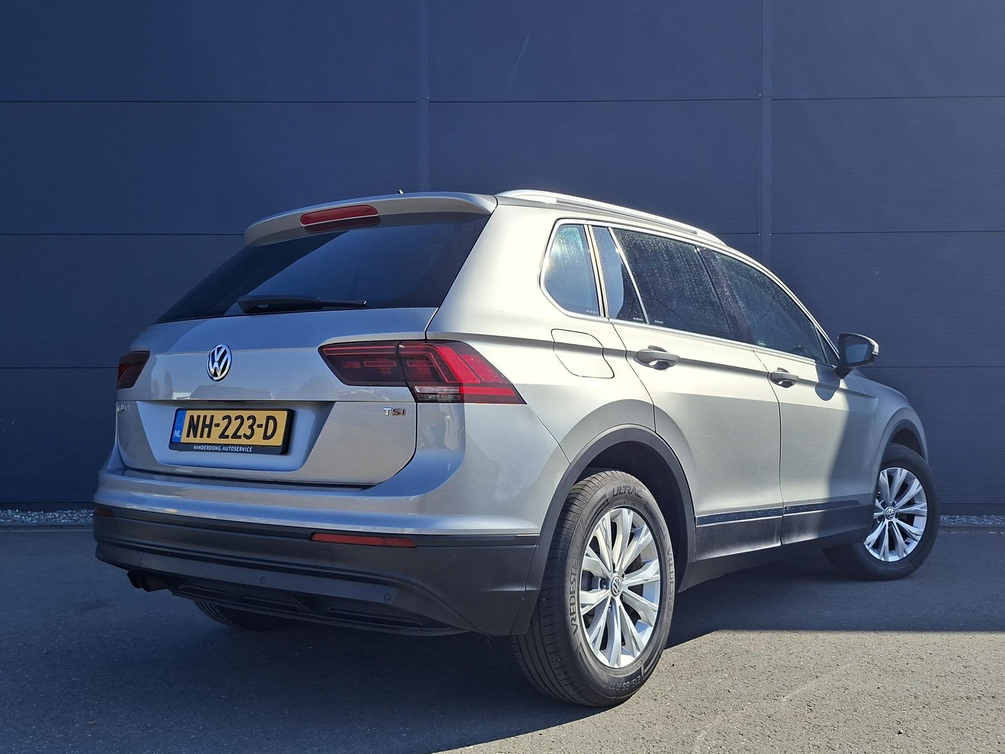 Volkswagen Tiguan 1.4 TSI ACT | Pano | Adaptive Cruise | Lan, Auto's, Volkswagen, 4 cilinders, 150 pk, Origineel Nederlands, SUV of Terreinwagen