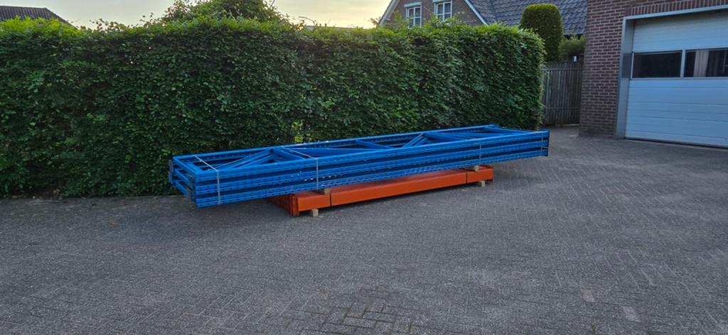 12 meter redirack palletstelling , magazijnstelling, Ophalen