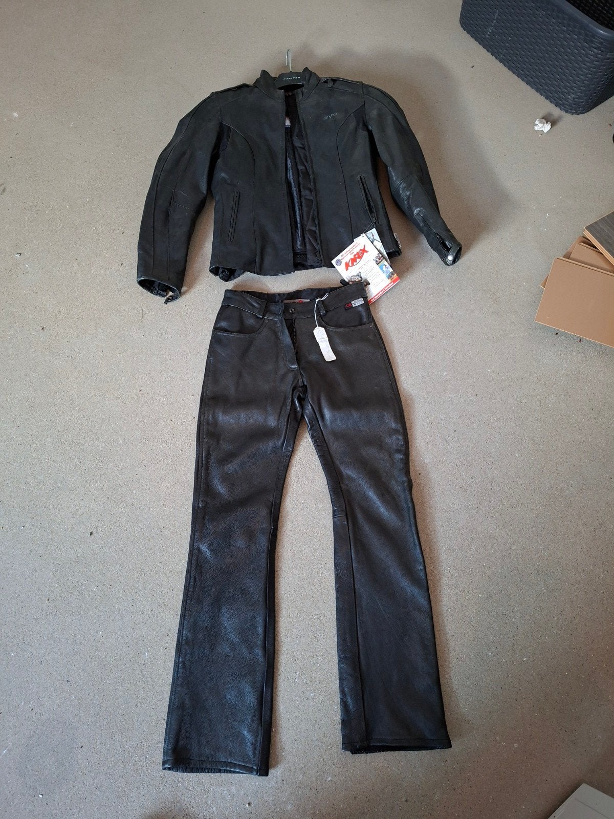 Motorpak Dames - Leren Jas en Broek, Motoren, Nieuw met kaartje, Ophalen of Verzenden, Dames, Combipak