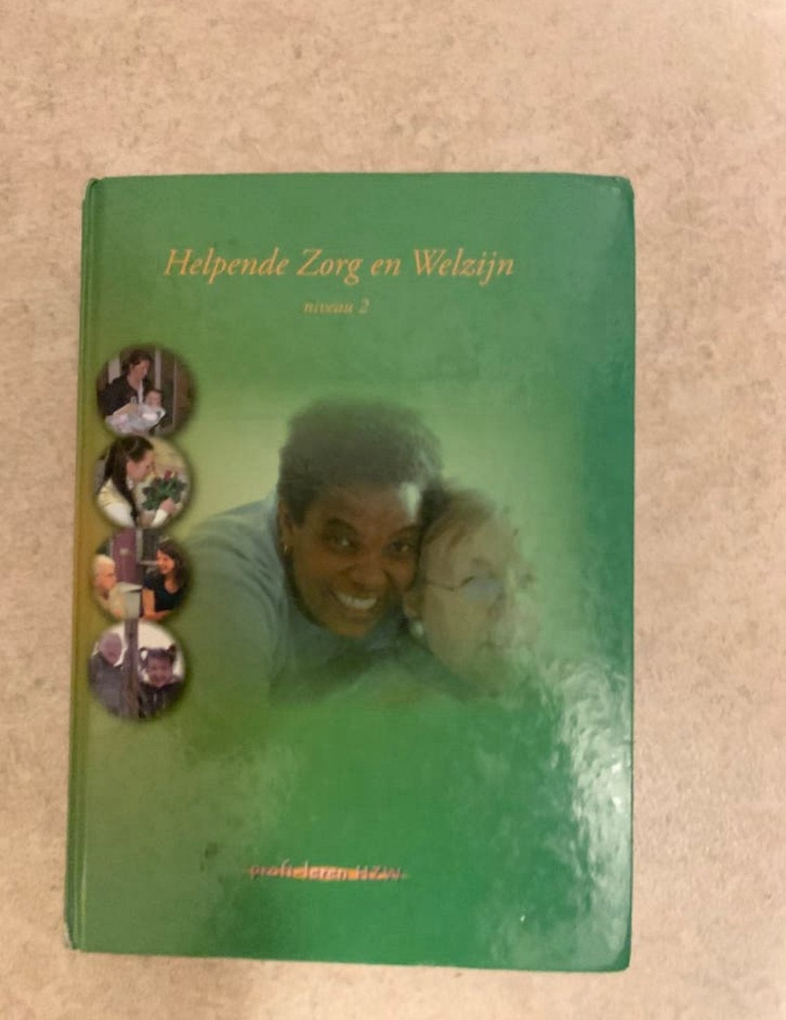 Helpende 2 studieboek zorg & welzijn, Ophalen of Verzenden, Alpha, Gelezen, MBO