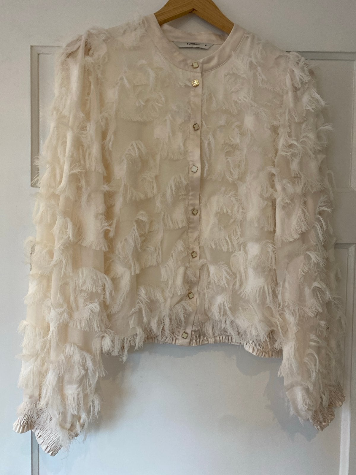 Summum Crèmekleurige Blouse met Franjes Maat 42, Ophalen of Verzenden, Zo goed als nieuw, Maat 42/44 (L), Beige