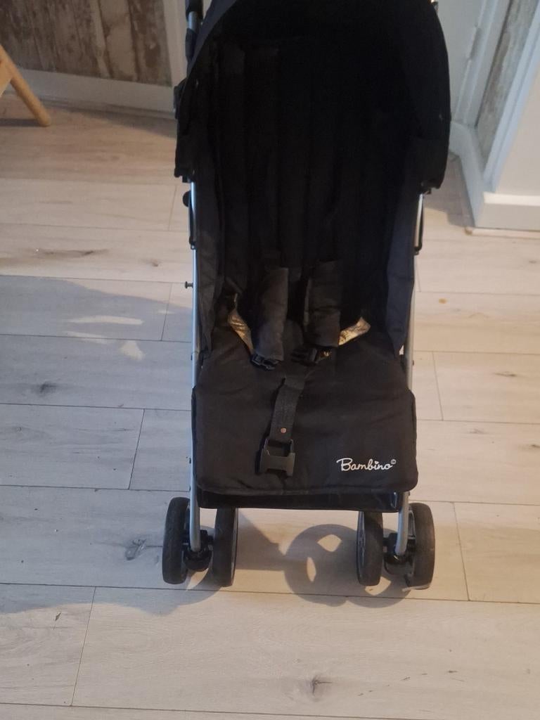 Bambino buggy - Compact en handig voor onderweg, Kinderen en Baby's, Buggy's, Ophalen of Verzenden, Gebruikt, Overige merken, Verstelbare rugleuning