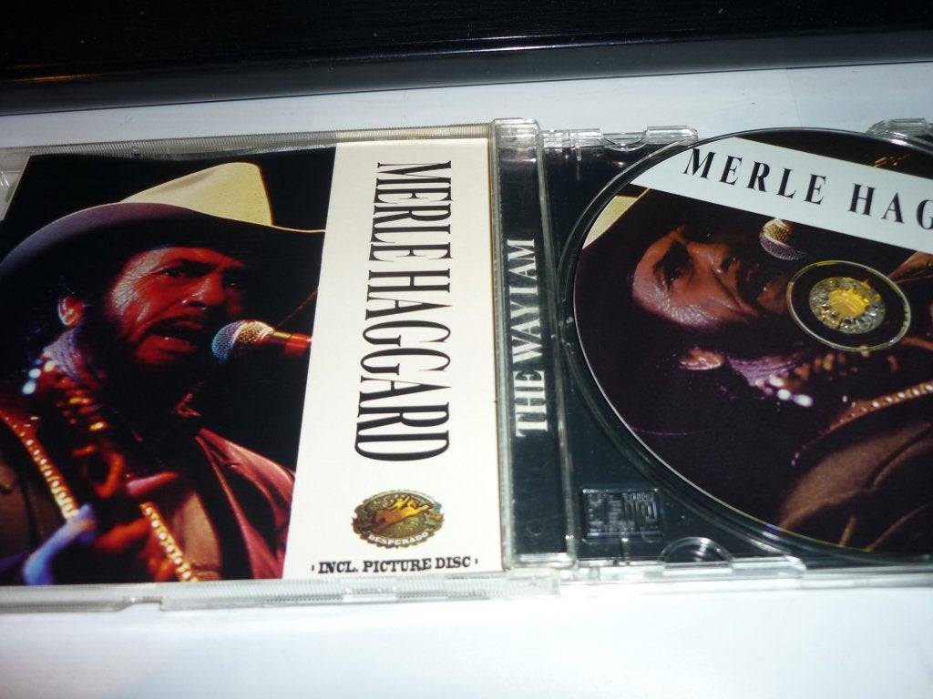 Merle Haggard - The Way I Am CD, Inclusief boekje, Gebruikt, Ophalen of Verzenden, Country