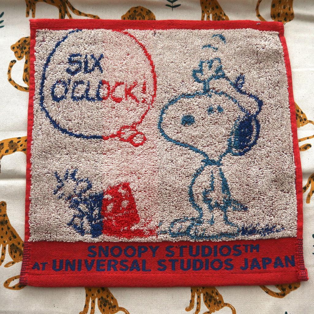 Snoopy Peanuts Strips Handdoekje van Universal Studios Japan, Verzenden, Snoopy, Nieuw, Gebruiksvoorwerp