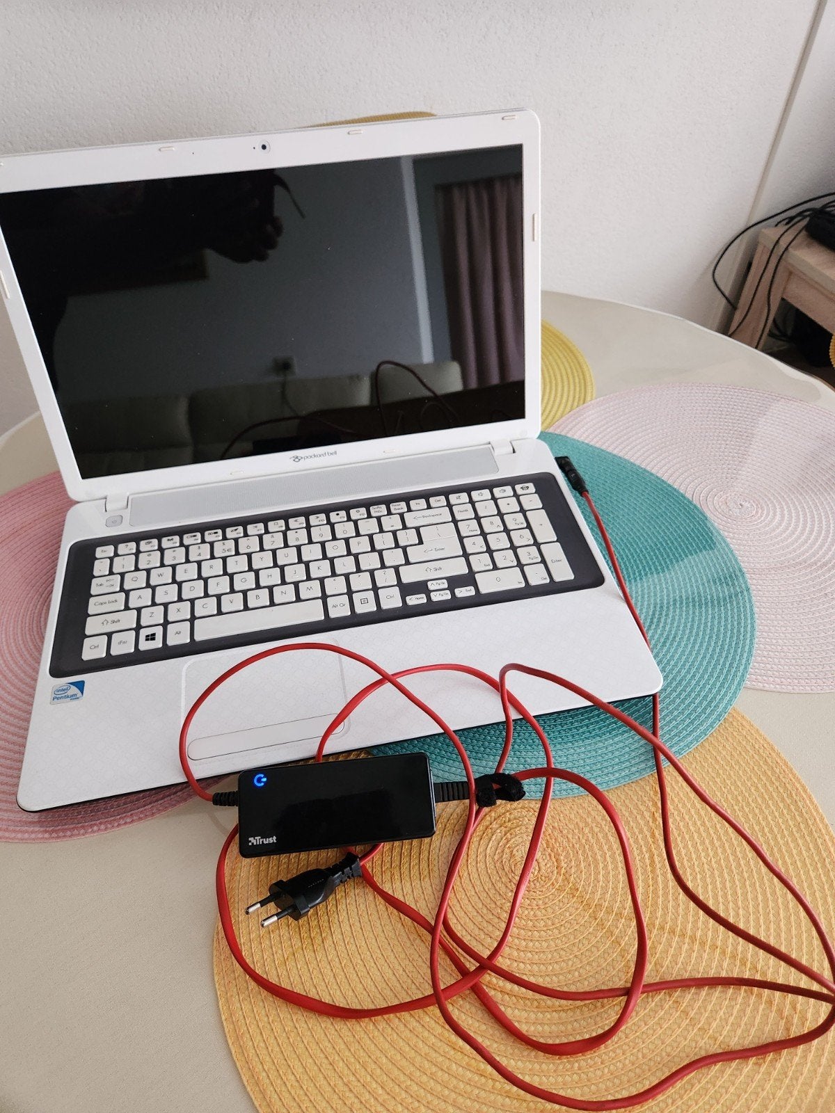 laptop easynote vg70, Ophalen, 4 GB of minder, 16 inch of meer, 32 GB of minder