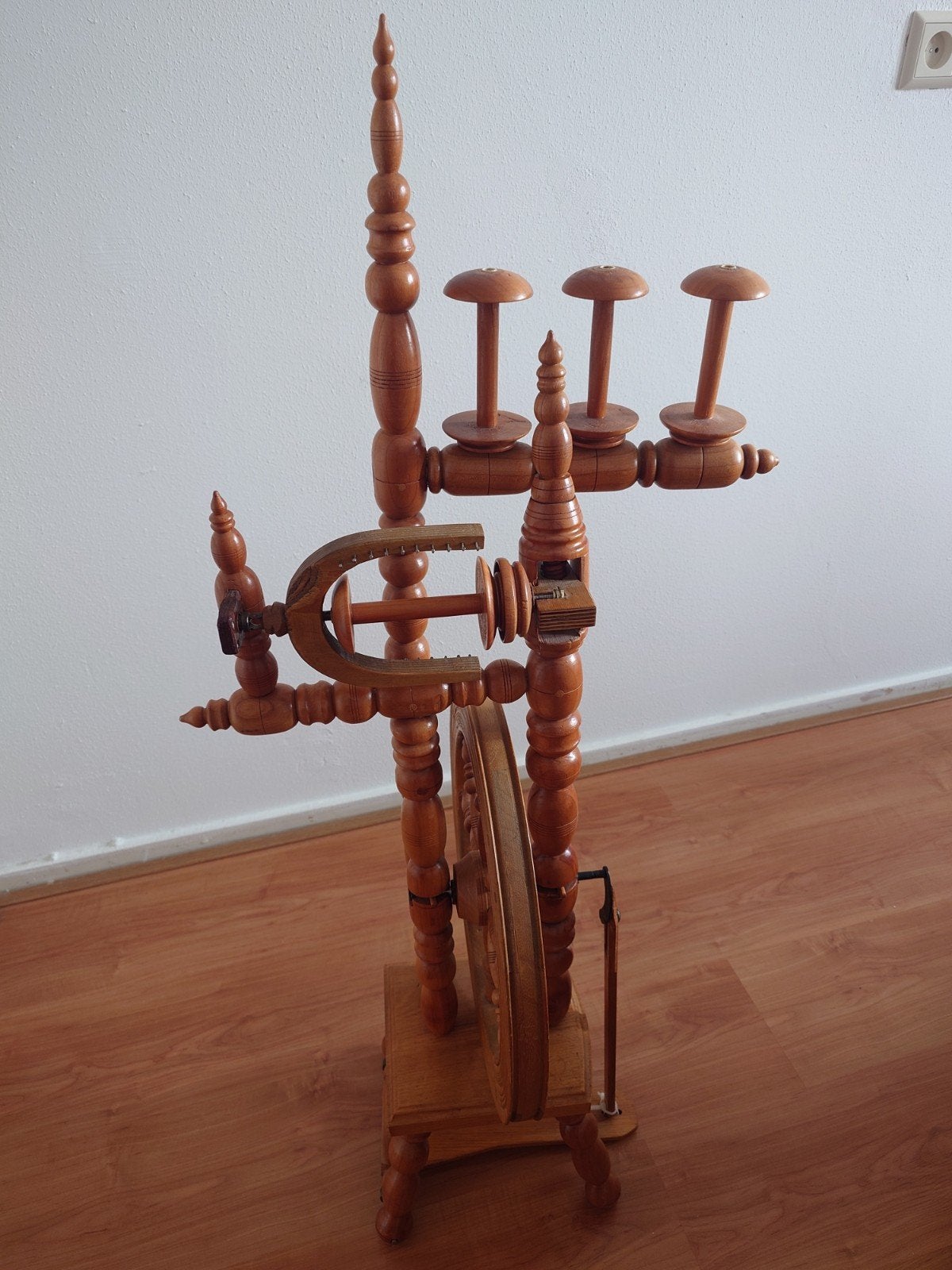 Prachtig houten spinnewiel - Zo goed als nieuw, Ophalen of Verzenden, Zo goed als nieuw, Spinnewiel