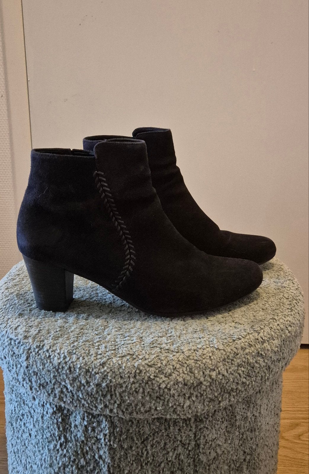 Enkellaarzen Gabor donkerblauw suede maat 43, Blauw, Lage of Enkellaarzen, Gabor, Ophalen of Verzenden