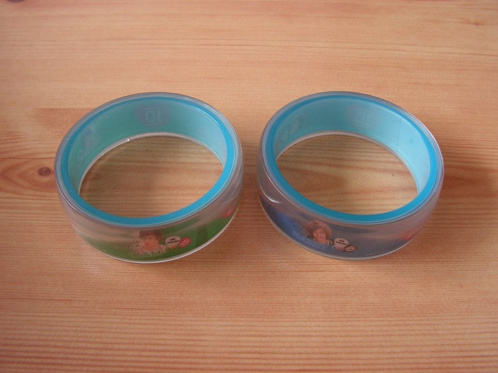 Twee armbanden One Direction ID Liam en Harry., Verzamelen, Ophalen of Verzenden, Zo goed als nieuw, Overige typen