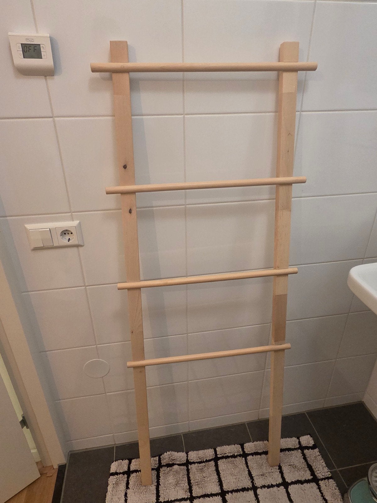 Houten handdoekenrek - 150cm hoog, 56cm breed, Ophalen, Zo goed als nieuw, Bruin, Handdoekenrek