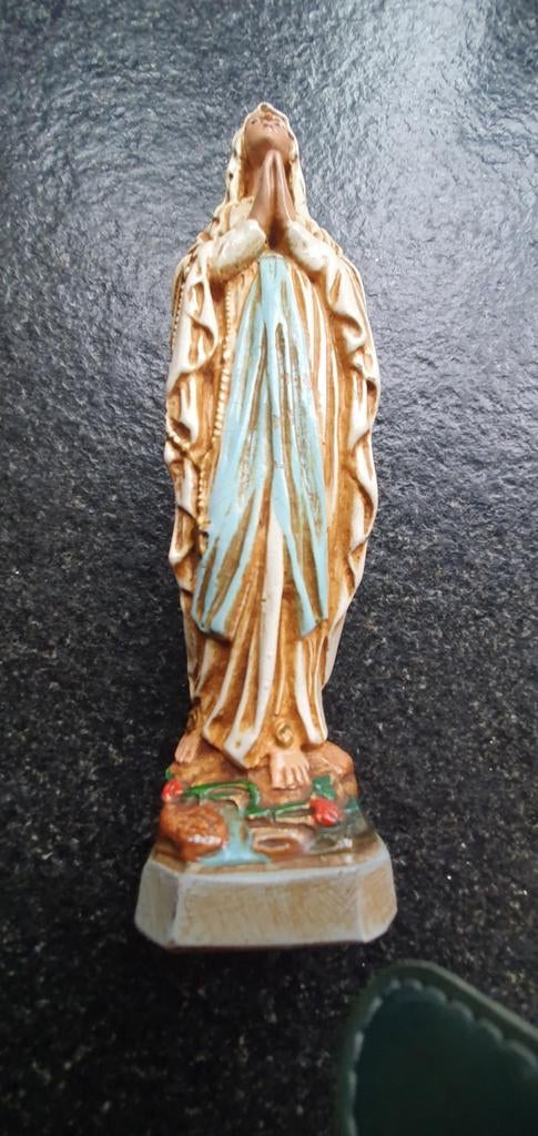 Prachtig Mariabeeldje gesigneerd 20 cm., Ophalen of Verzenden, Gebruikt, Beeld(je)