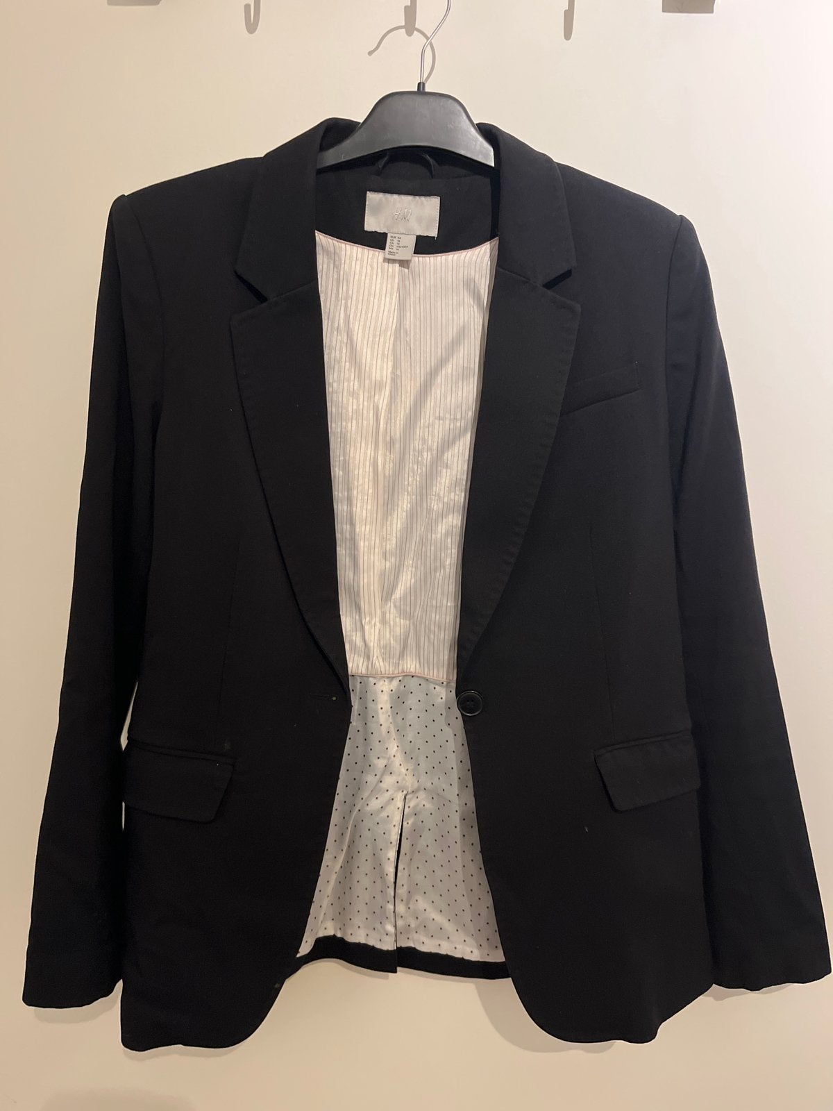 Zwarte H&M blazer maat 44, Zwart, Maat 42/44 (L), Ophalen of Verzenden, Zo goed als nieuw