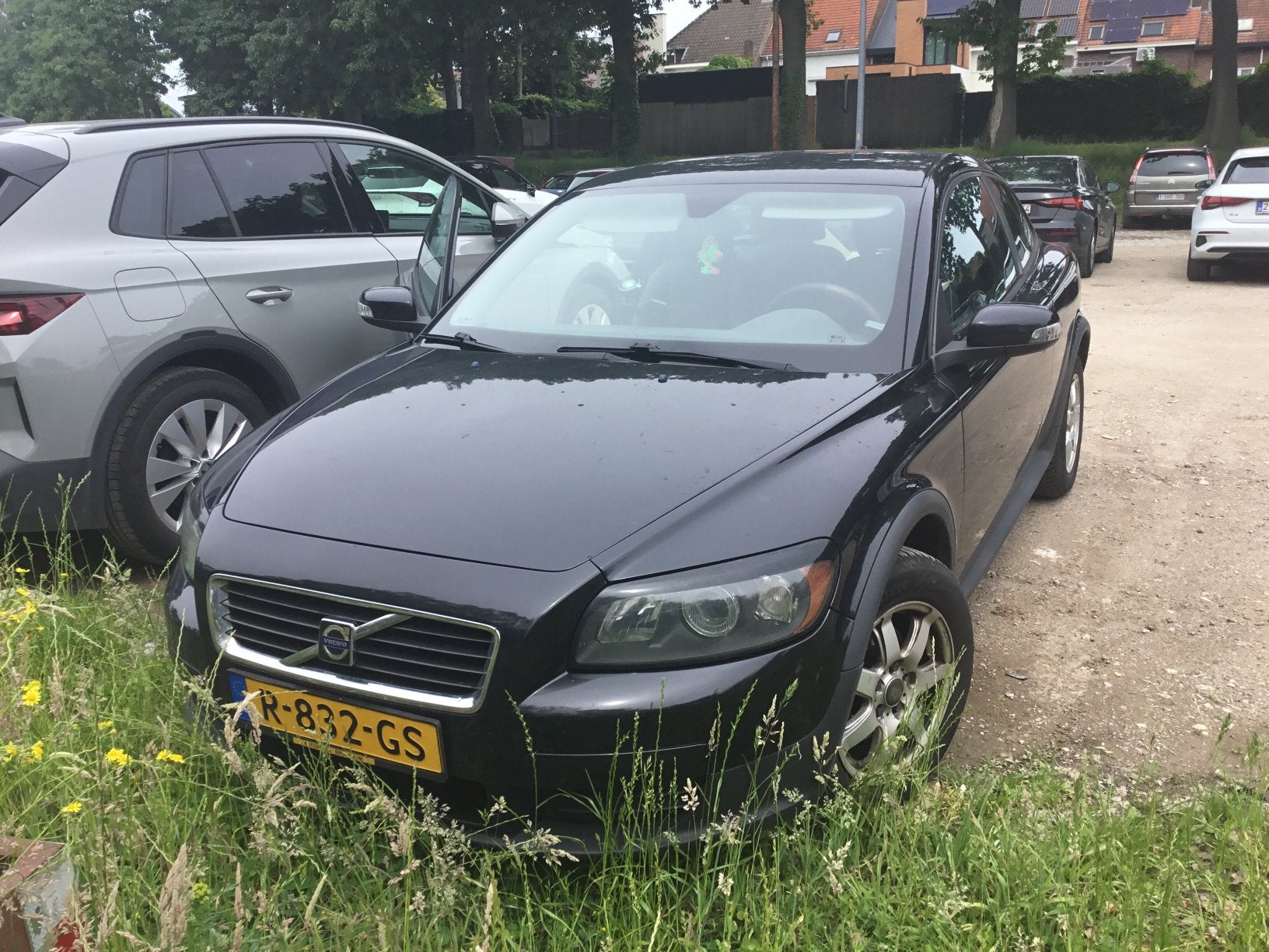 zeer mooie volvo  c30;  zwart. 2009 benzine, Auto's, Volvo, Voorwielaandrijving, 4 cilinders, Zwart, Handgeschakeld