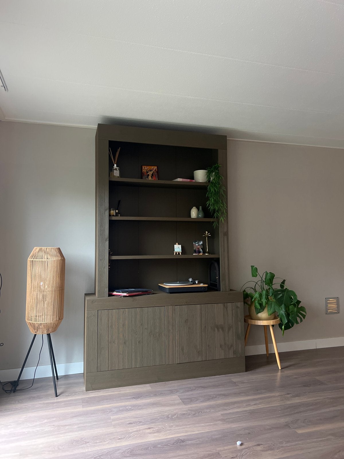 Stijlvolle boekenkast/dressoir met opbergruimte 146x46x230, Ophalen, 100 tot 150 cm, 200 cm of meer, Zo goed als nieuw