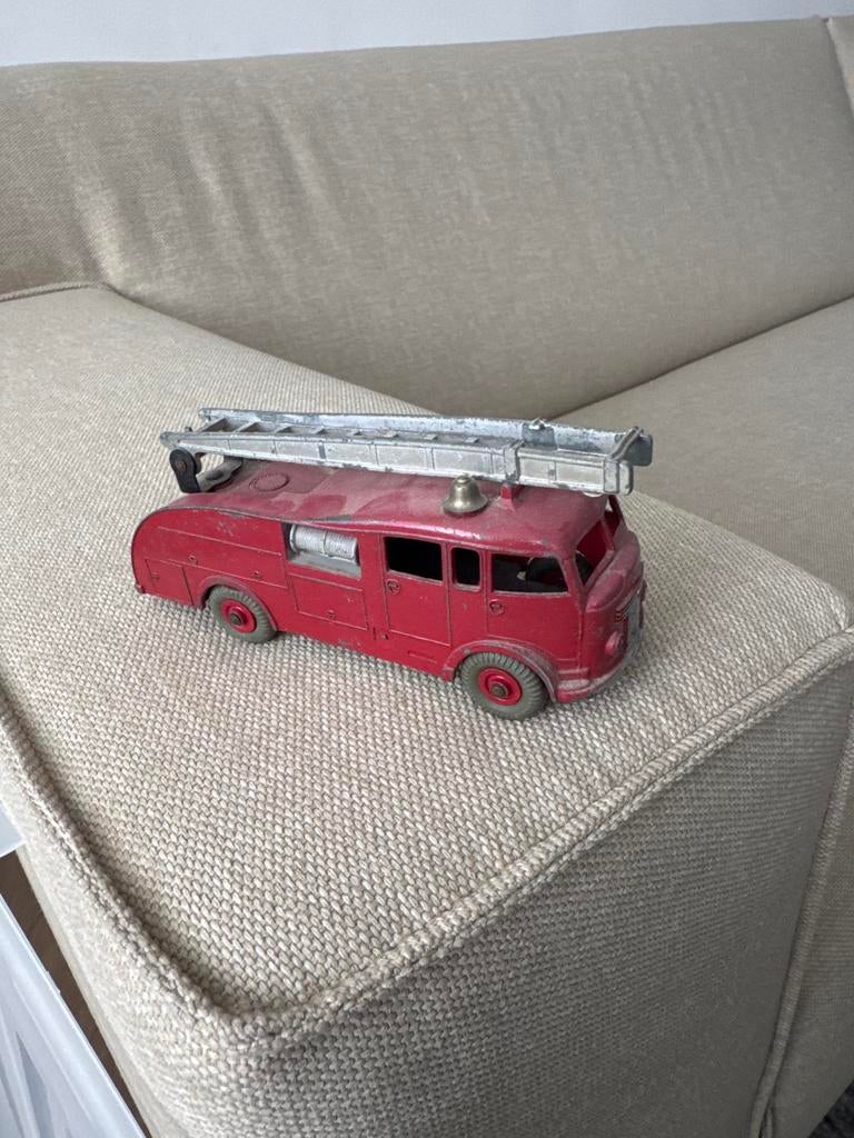 Dinky Supertoys 955 Brandweerwagen Made in England, Overige merken, Gebruikt, 1:32 tot 1:50, Overige typen