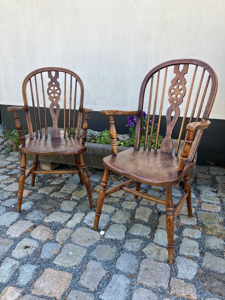 2 authentieke Windsor Wheelback armchairs, Huis en Inrichting, Stoelen, Ophalen, Gebruikt, Twee, Bruin