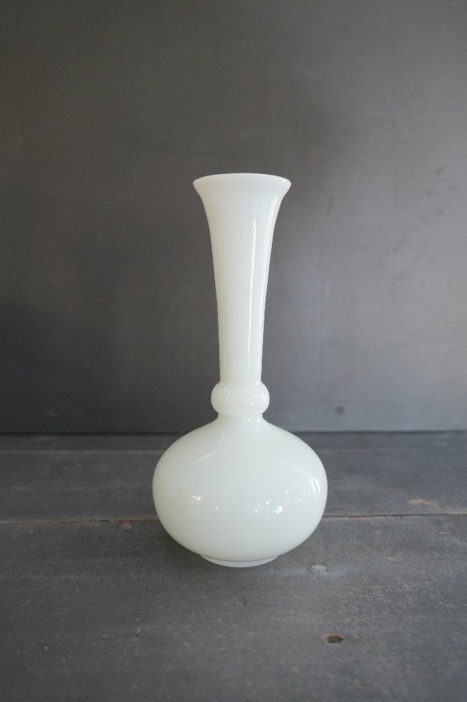 Antieke opaline glazen vaas wit, Verzenden