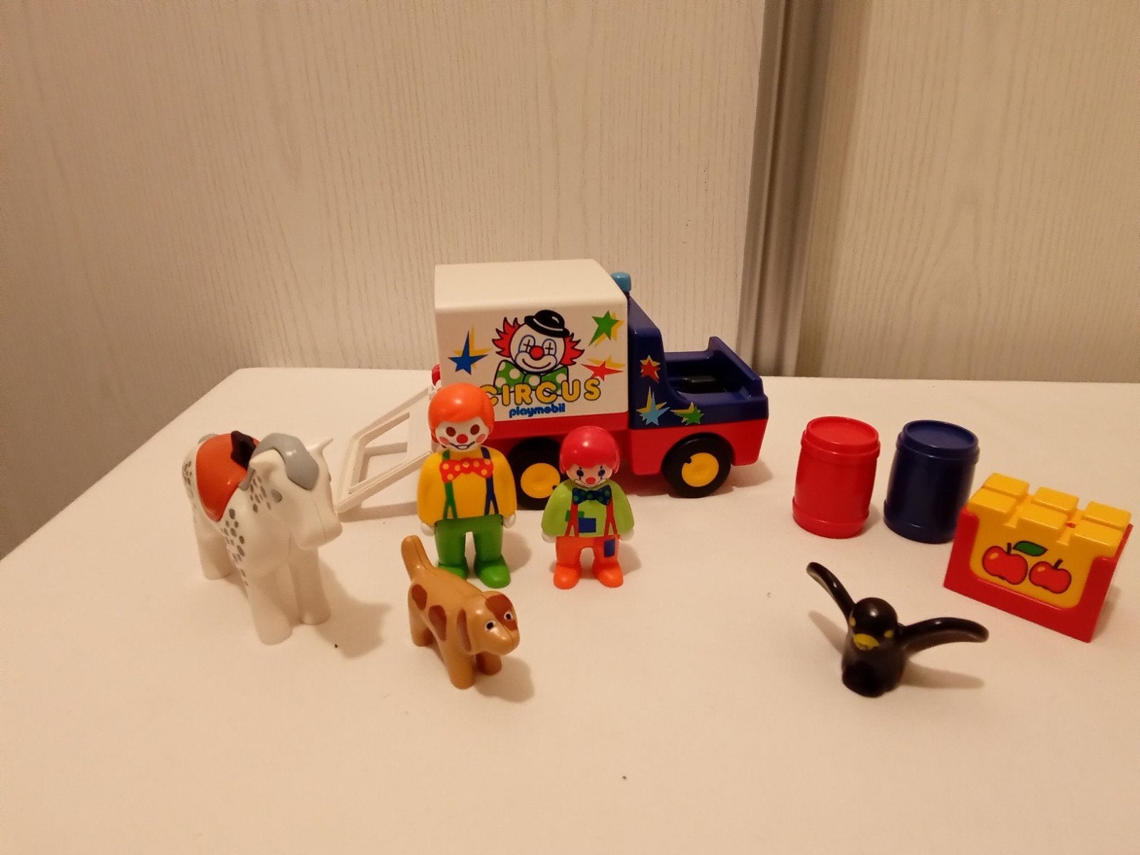6621 Playmobil 123 circuswagen met clowns compleet

Een grot, Complete set, Voertuig, 1.2.3, Ophalen of Verzenden