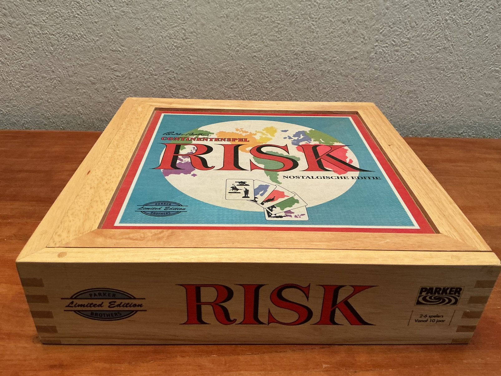 RISK van Parker limited edition in houten box, Vijf spelers of meer, Ophalen of Verzenden, Nieuw