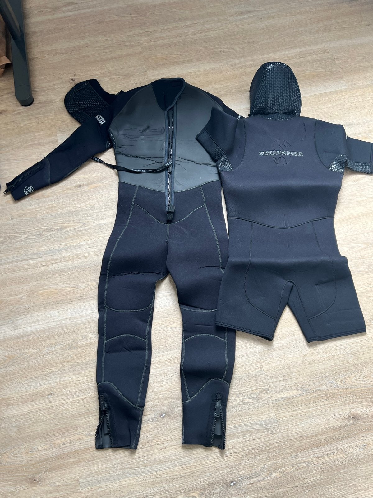 Complete duikuitrusting: duikpak, trimvest, computer, lamp, Ophalen, Gebruikt, Duikpak